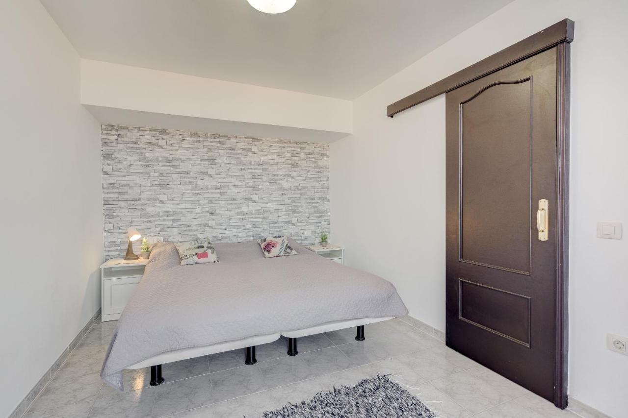 Luxury Apartment With Stunning Ocean View Puerto de Santiago  Buitenkant foto